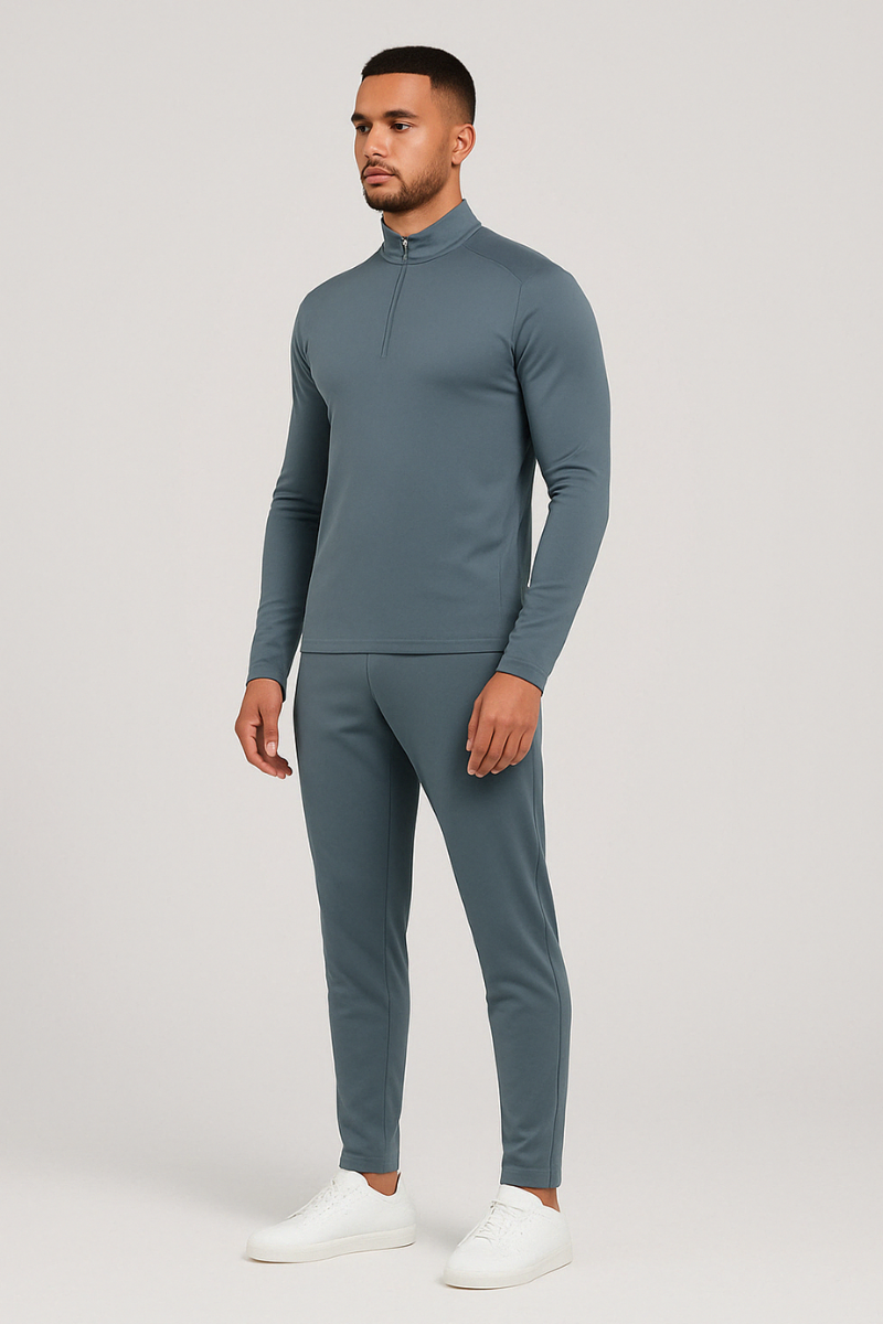 SHARP ACTIVE HALF-ZIP